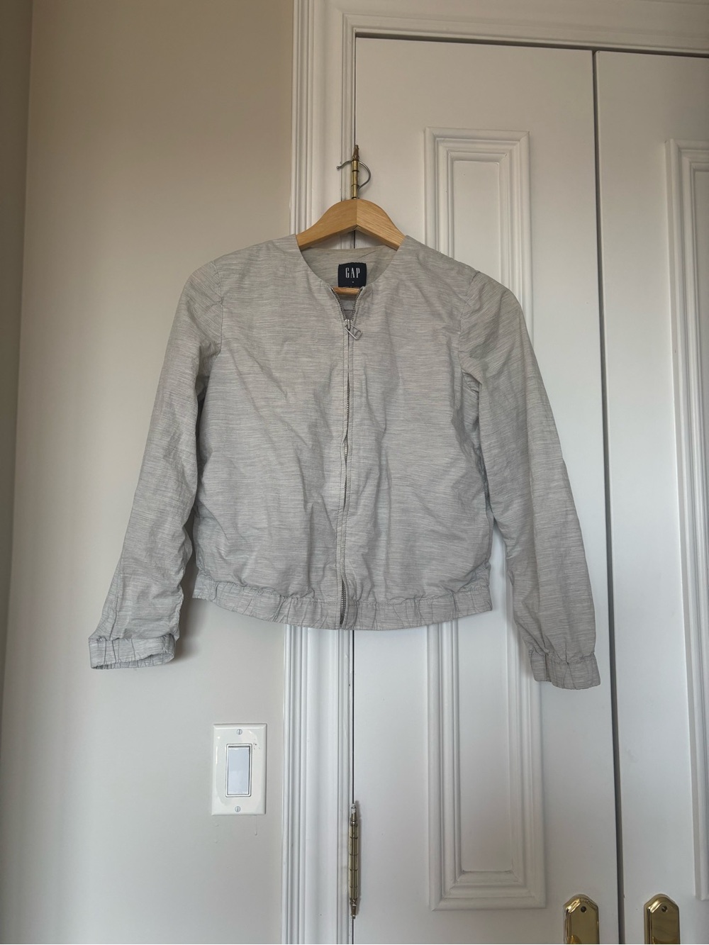 GAP Women's Light Gray Bomber Jacket 100% Cotton